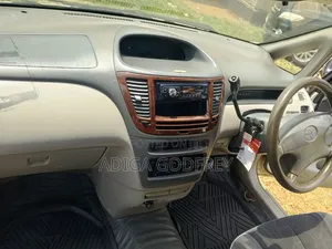 Toyota Nadia 1999 White