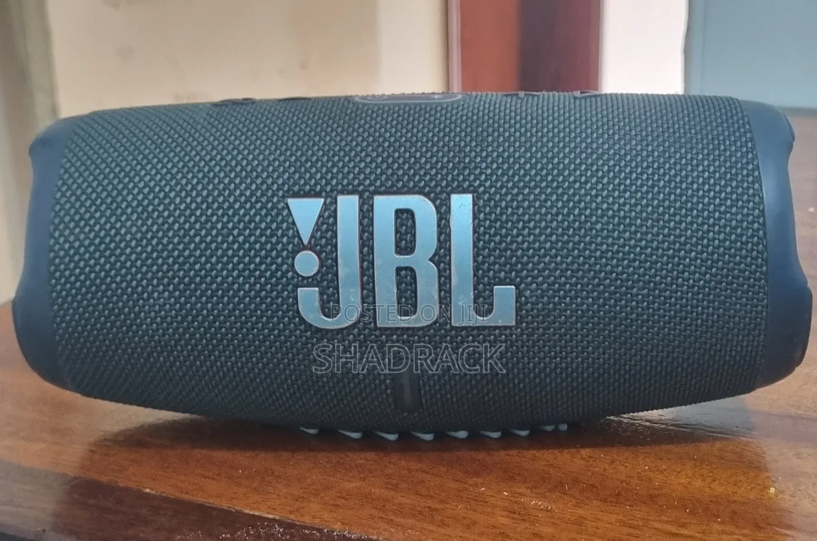 JBL Charge 5