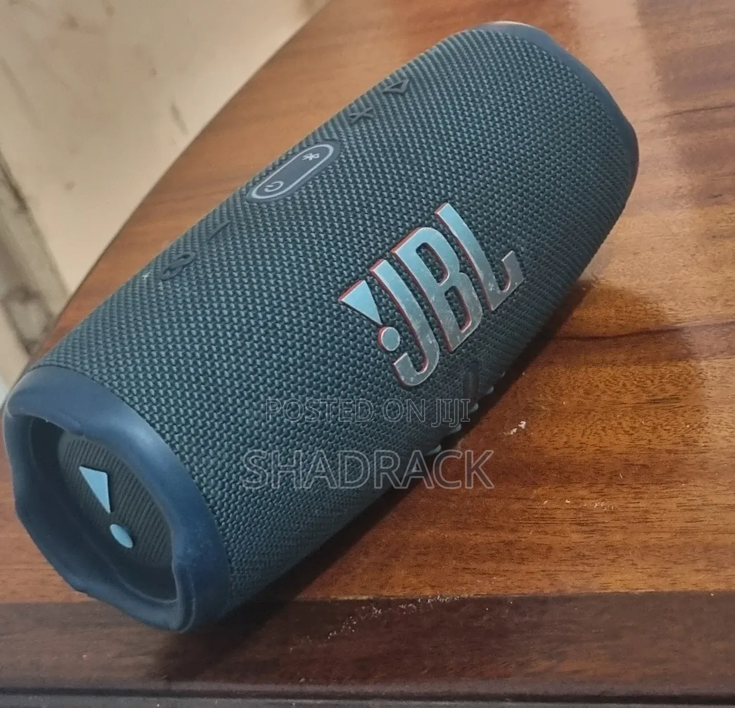 JBL Charge 5