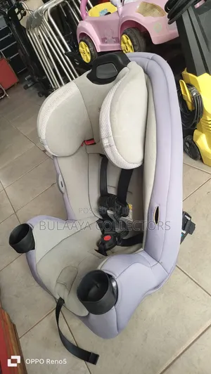 UK Used Safety 1st 3-in-1 Baby Car Seat With Adjustable Head Rest.