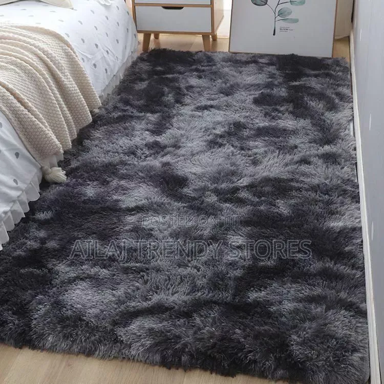 Black Plush Carpets for the Living Room