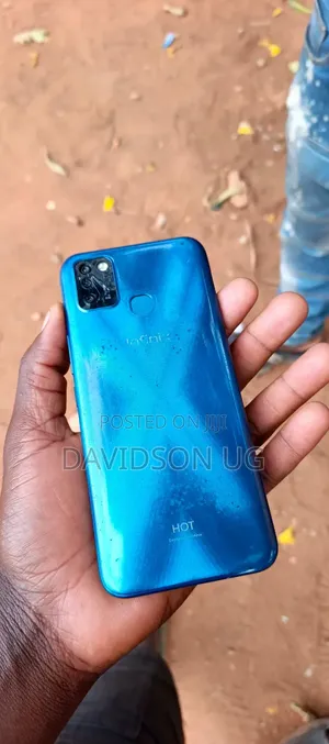 Infinix Hot 10 Lite 32 GB Blue