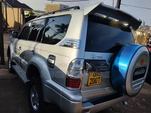 Toyota Land Cruiser Prado 2001 Silver