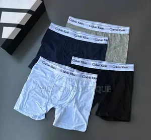 Boxers Available Calvin Klein