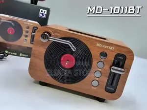 Retro-Style Bluetooth Speaker FM Radio