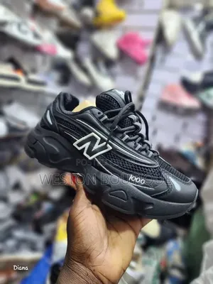 Original Unisex New Balance Sneakers