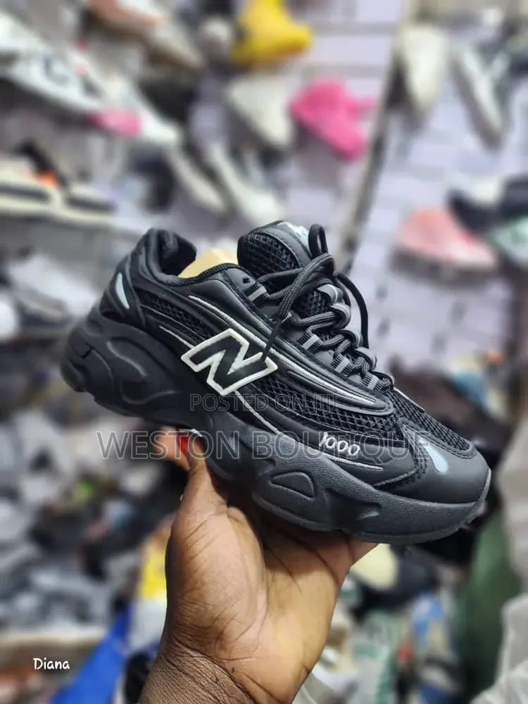 Original Unisex New Balance Sneakers