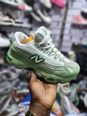 Original Unisex New Balance Sneakers