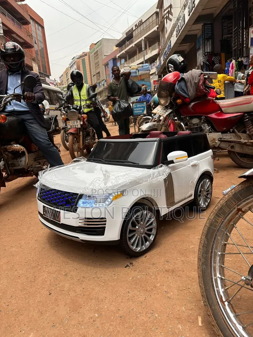 Kids Recheargable Range Rover Sport Car White