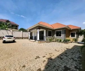 4bdrm Bungalow in Kitende Entebbe Road, Central Division for rent