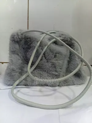 Feathery Feel Bag Soft and With Good Space