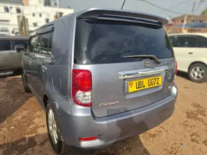 Toyota Corolla Rumion 2008 Gray