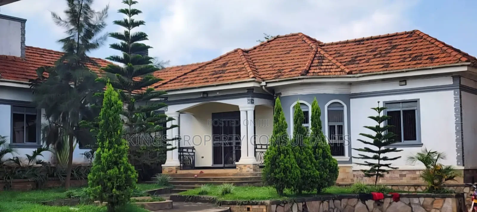 Furnished 6bdrm Mansion in Wakiso Estate for sale