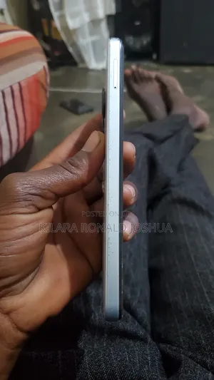 Tecno Spark 20 256 GB White
