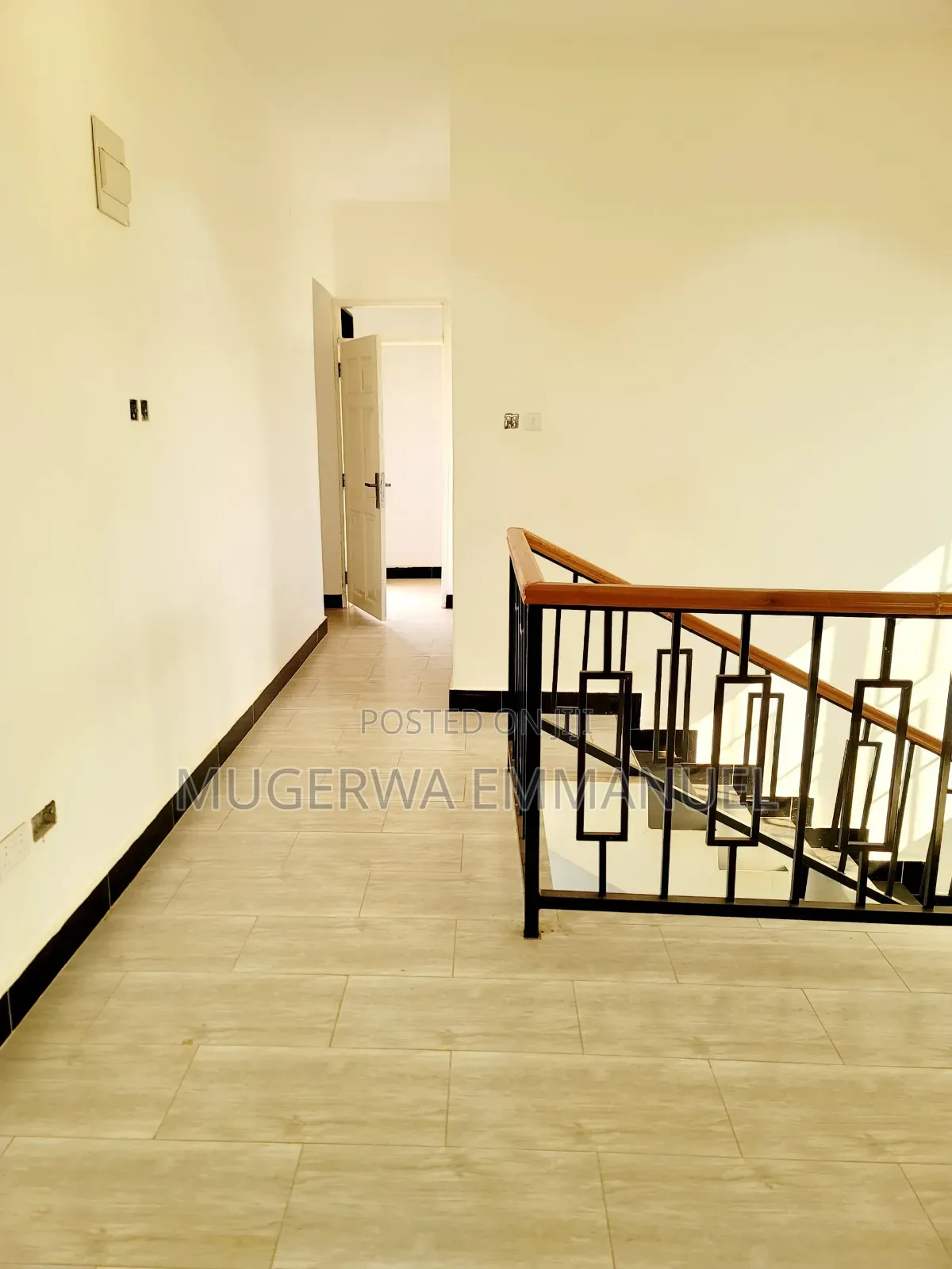 5bdrm Block of Flats in Royal Estate, Katabi for sale