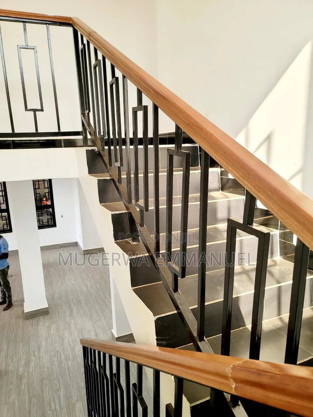 5bdrm Block of Flats in Royal Estate, Katabi for sale