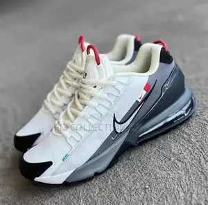 Nike AirMax 270 Air Cushion Sneakers – Premium Black Sport Trainers