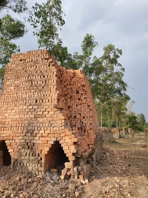 Brick DSTRKT