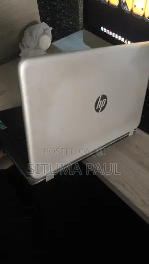 Laptop HP Pavilion 10 12GB Intel Core i7 HDD 320GB