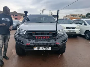 Toyota Hilux 2019 Gray