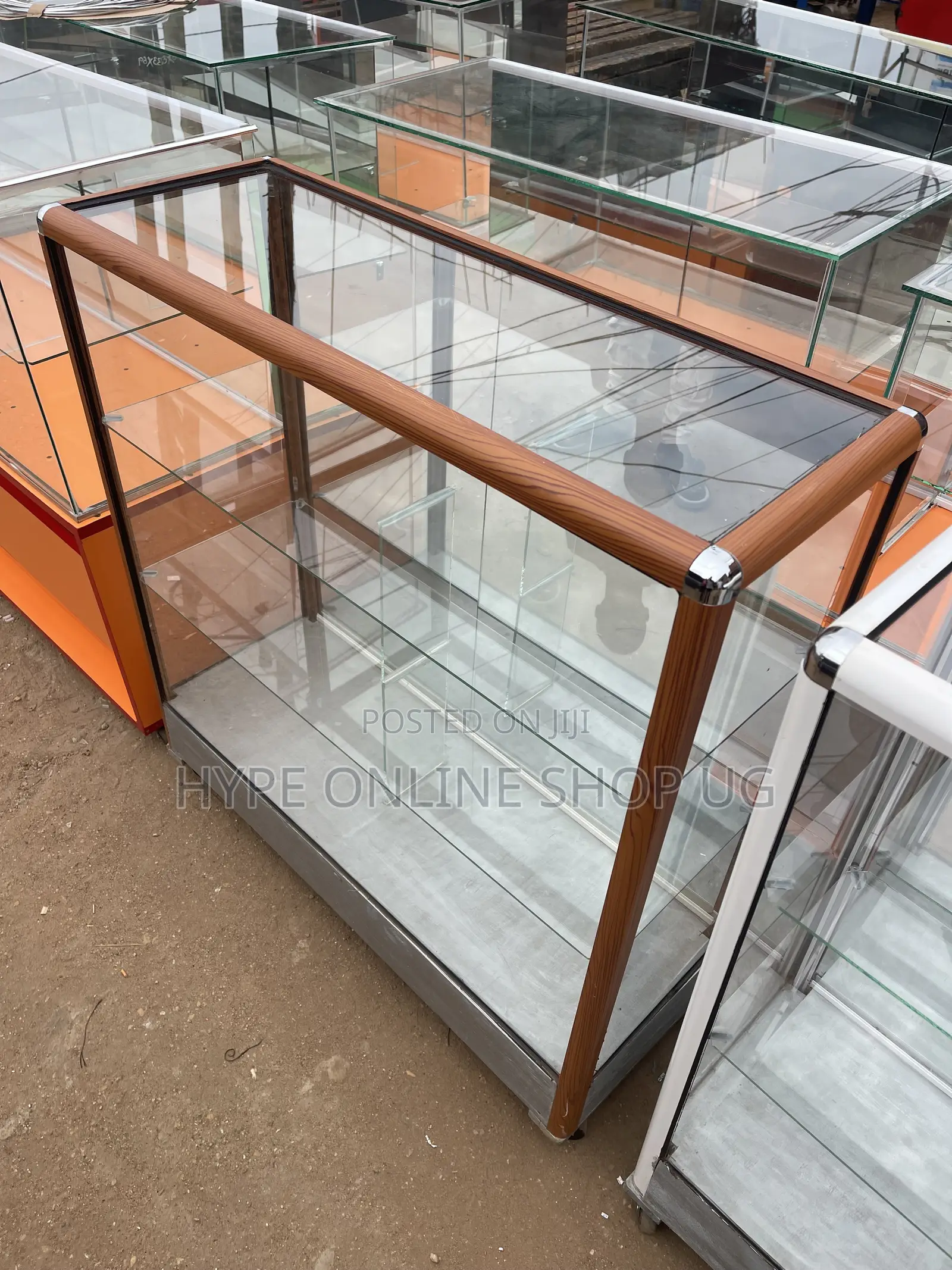 3/3 Feet’s Brandnew Standing Showcase Full Glass Display Board