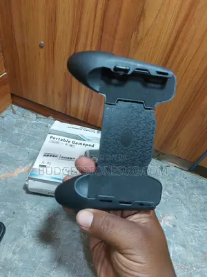 Game Handle Gamepad, Phone Holder, Mobile Phone Gamepad