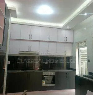 3bdrm Bungalow in Muyenga, Central Division for rent