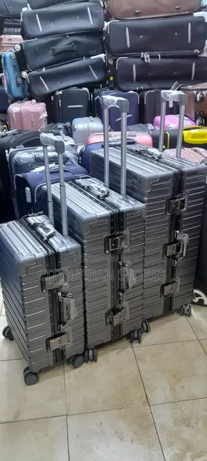 Large Size Lock Suitcases