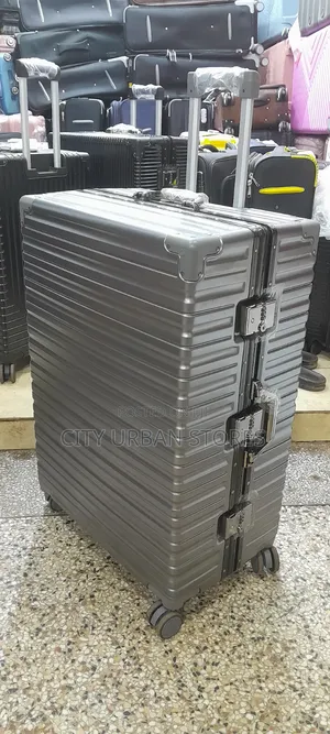 Large Size Lock Suitcases