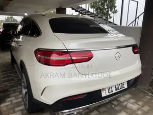 Mercedes-Benz GLE-Class 2017 White