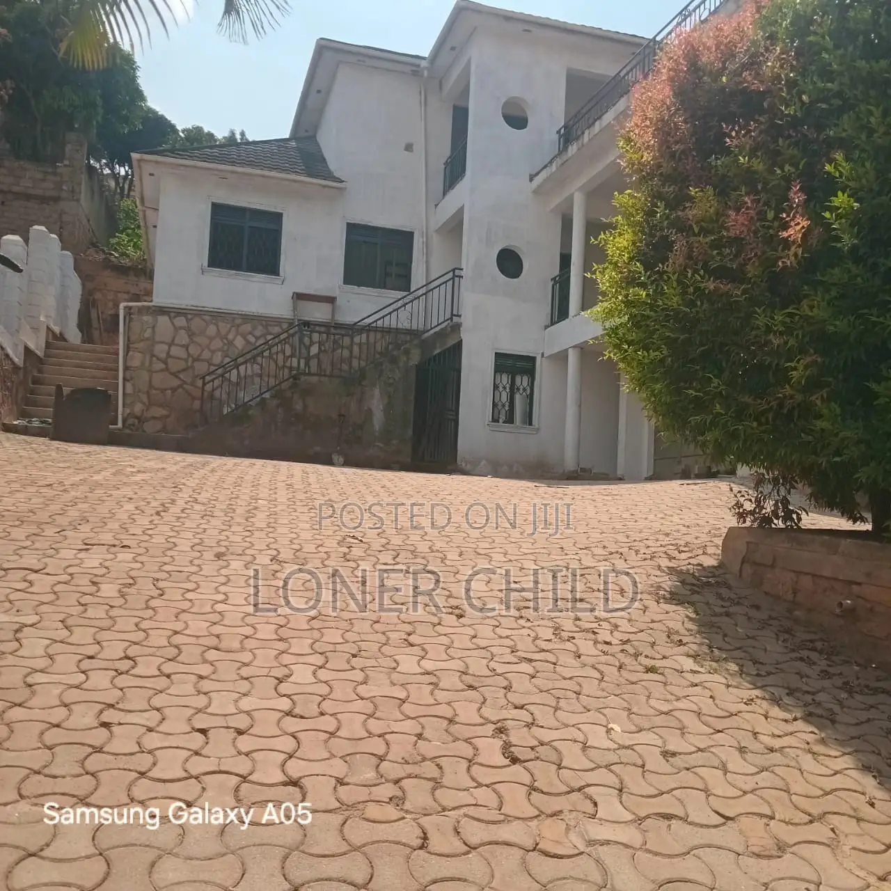 5bdrm Block of Flats in Akright Estates, Central Division for sale