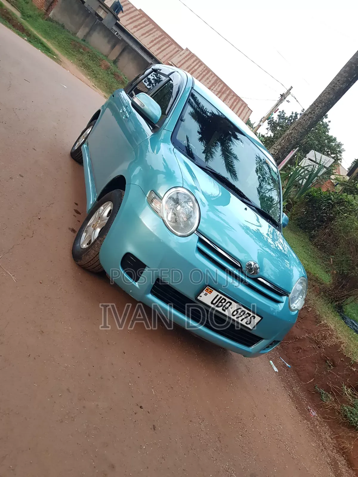 Toyota Sienta 2009 Blue
