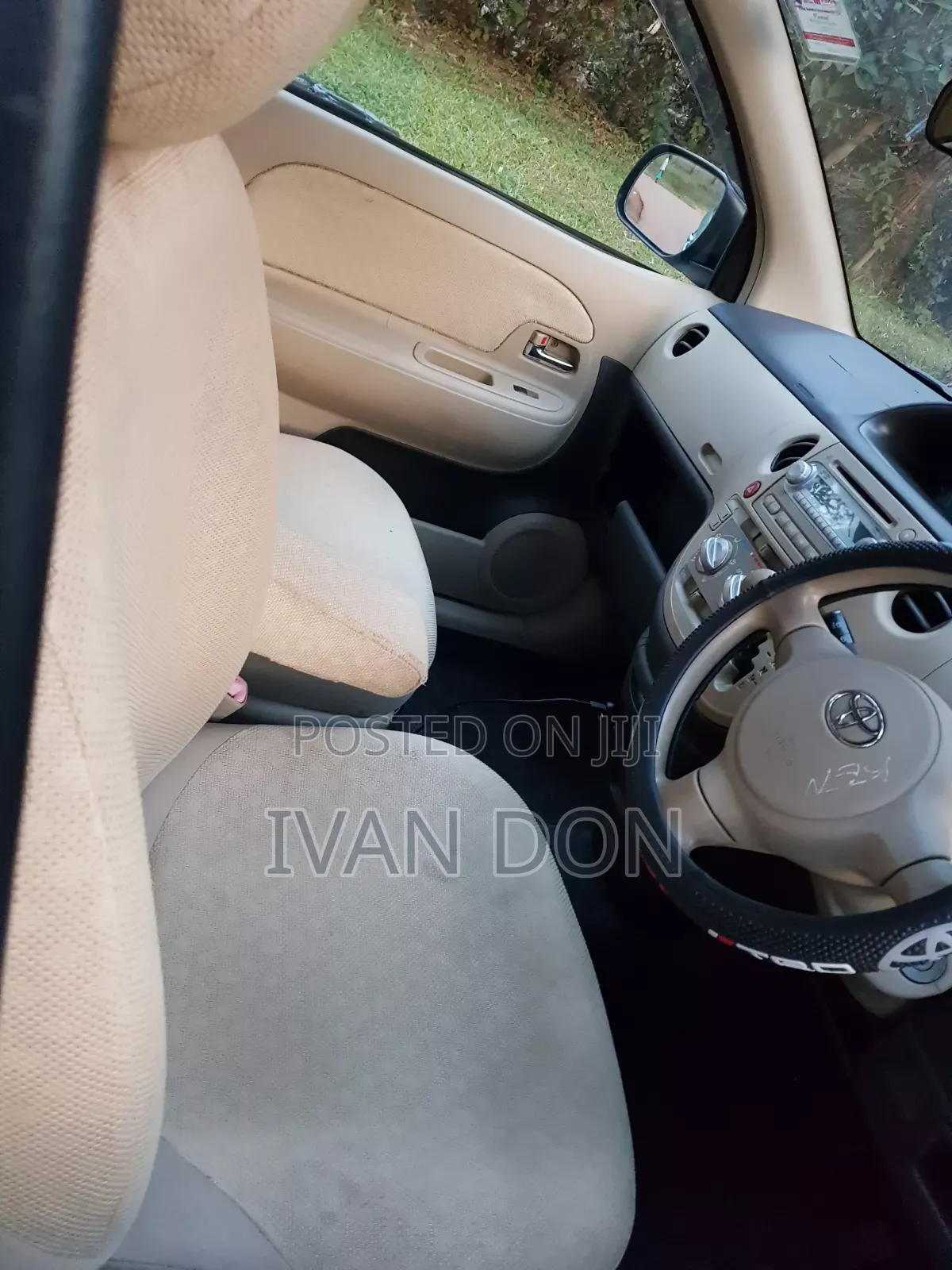 Toyota Sienta 2009 Blue