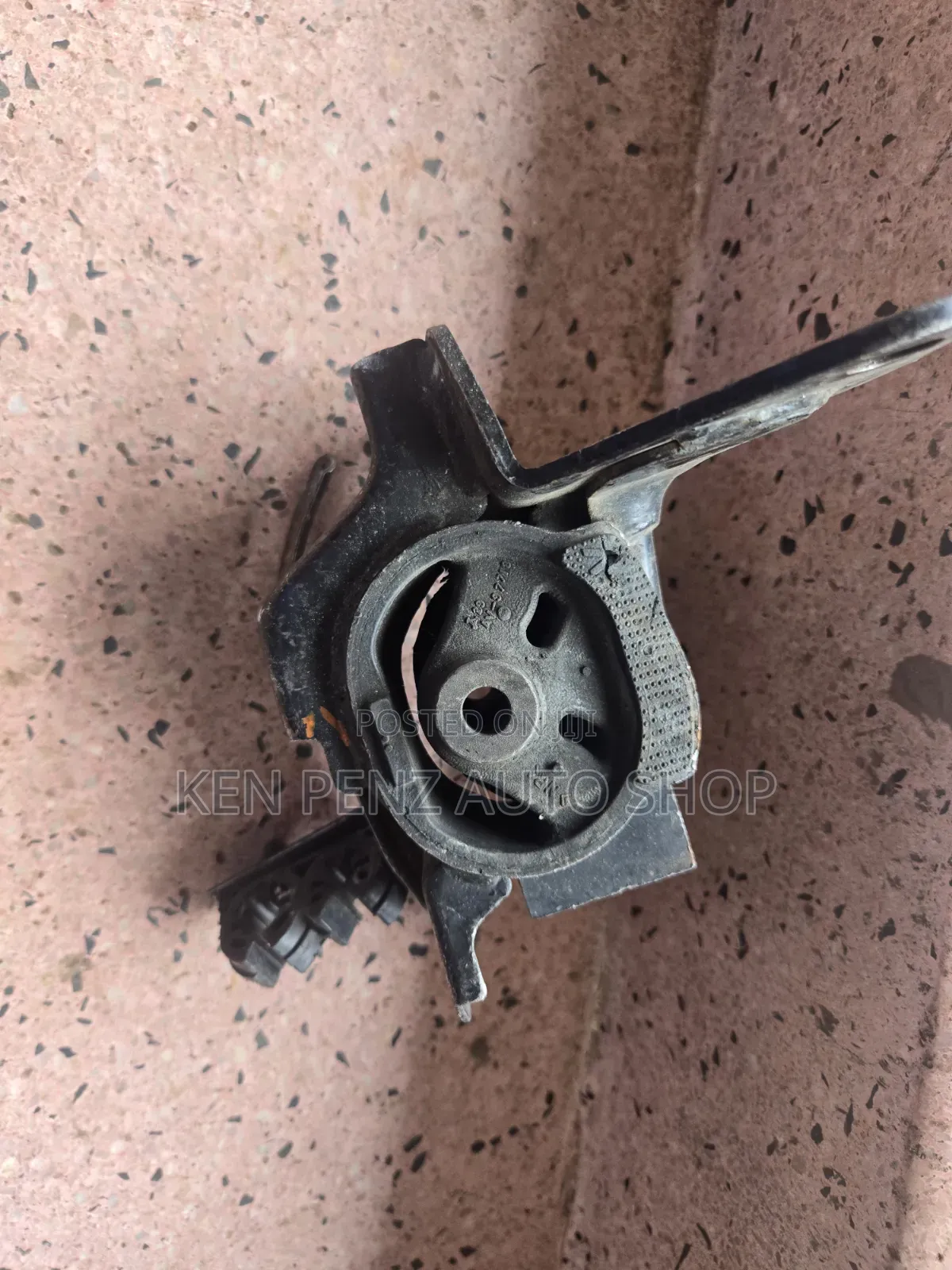 Corolla Fielder 2008 - 2010 Gear Box Mounting