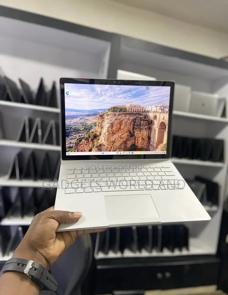 Laptop Microsoft Surface Book 16GB Intel Core i7 SSD 512GB