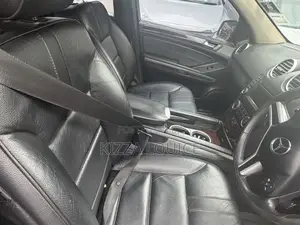 Mercedes-Benz M Class 2011 Black