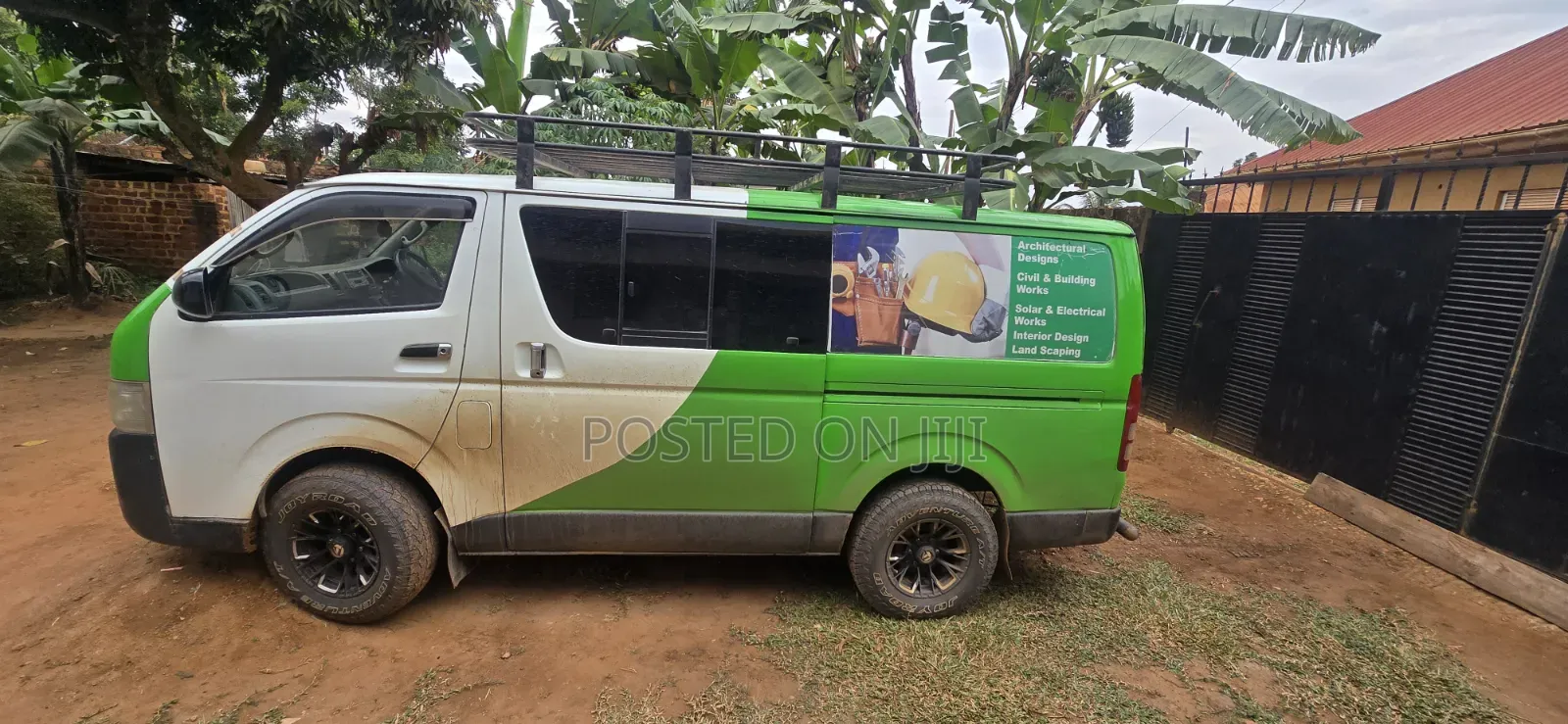 Toyota HiAce 2006 White