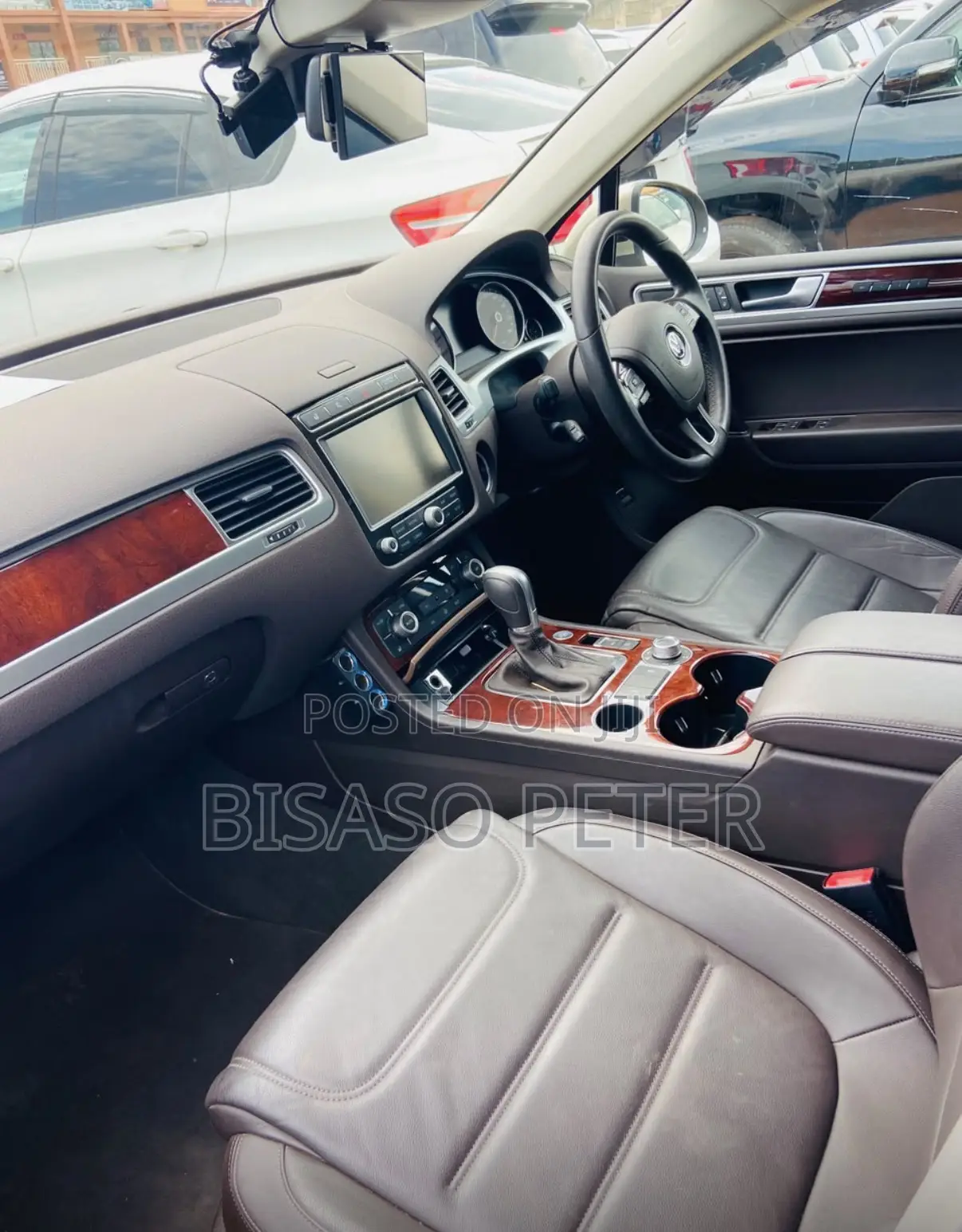 Volkswagen Touareg 2014 Gray