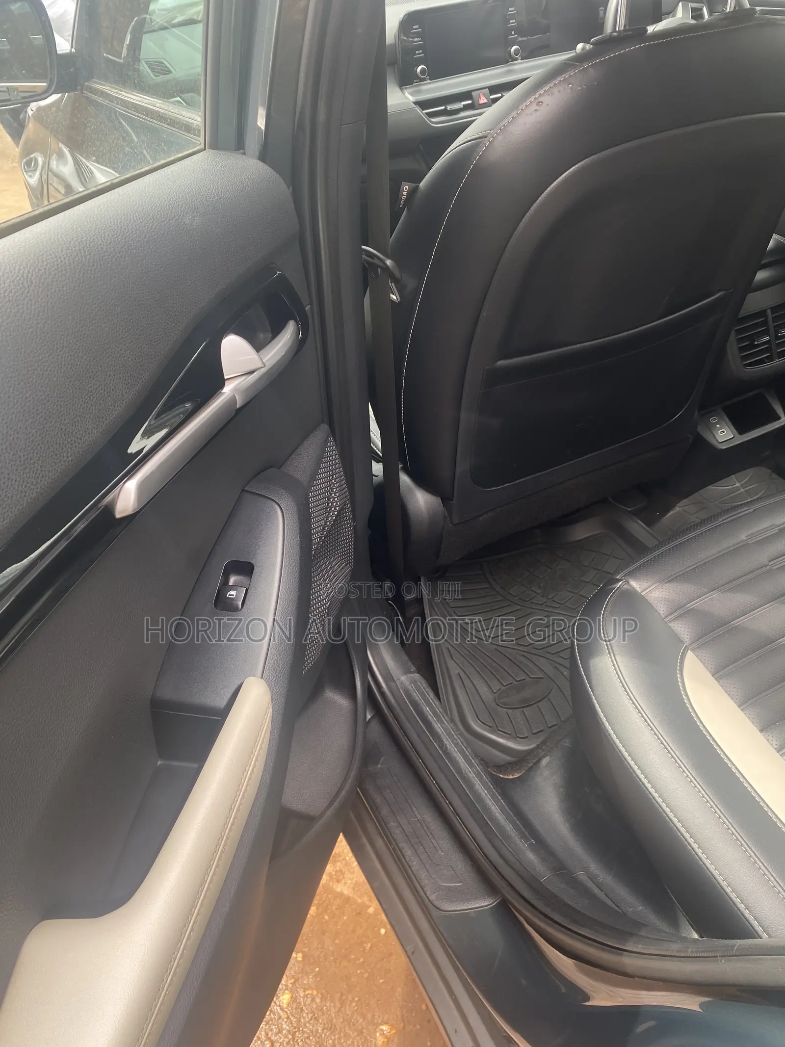 Kia Seltos S 2024 Green