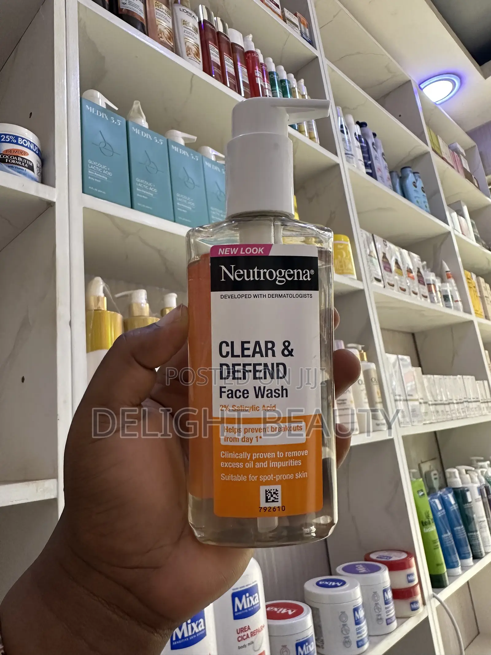 Neutrogena Clear Defend Face Wash