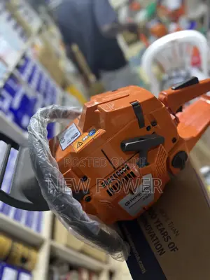 365 Husqvarna Power Saw / Chain Saw
