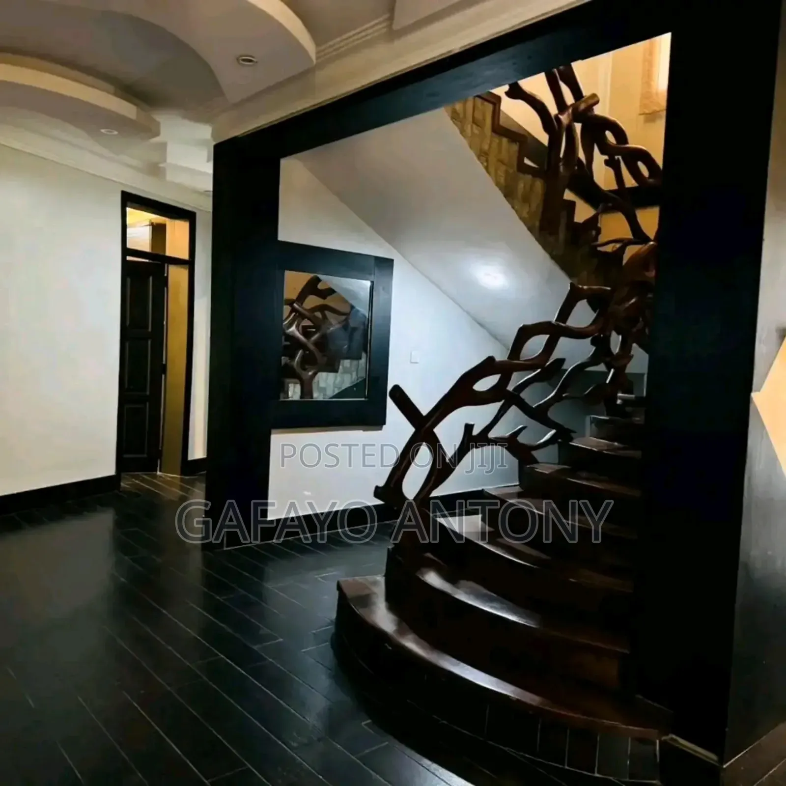 5bdrm House in Kiwafu Estate, Central Division for sale