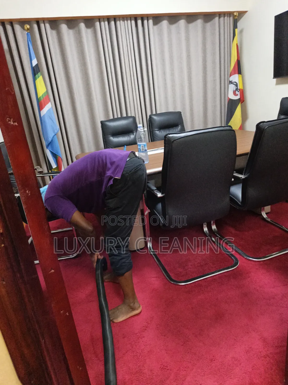 Office Carpets Cleaning and Drying Instantly