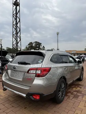 Subaru Outback 2.5i 4dr Wagon AWD (2.5L 4cyl CVT) 2015 Gold