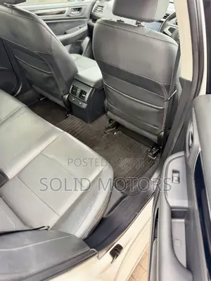 Toyota Land Cruiser Prado 2.7 2019 White