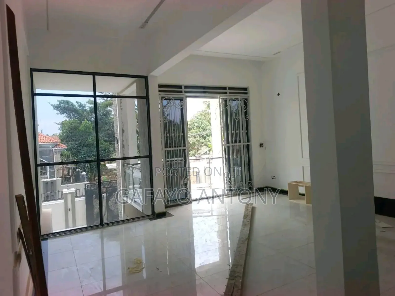 5bdrm House in Central Division for sale
