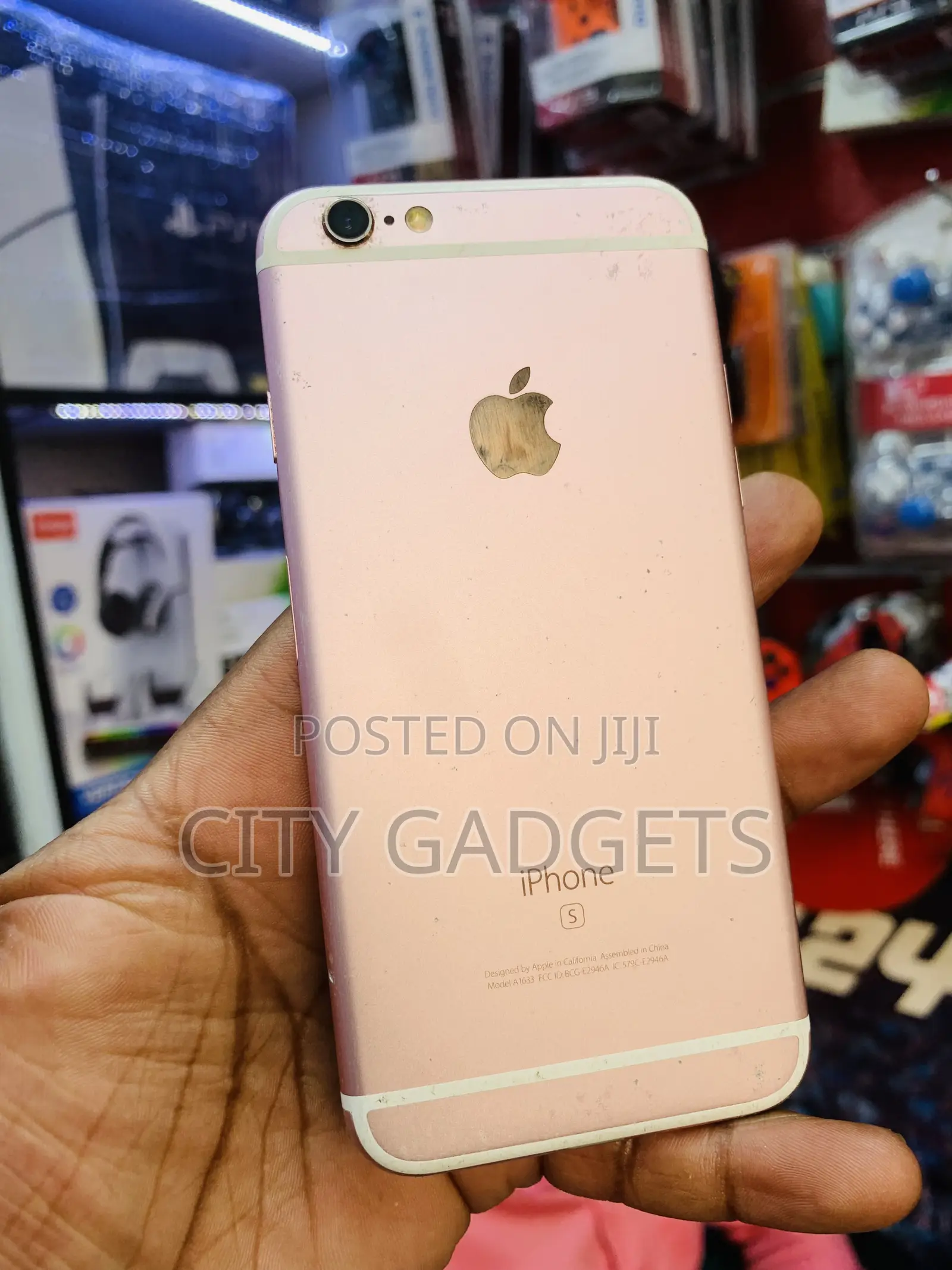 Apple iPhone 6s 16 GB Gold