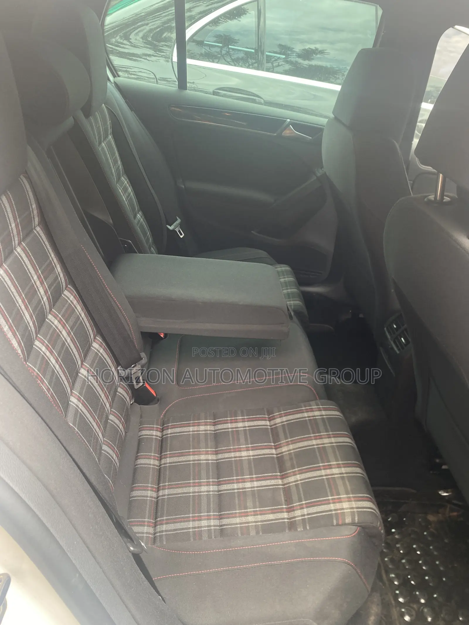 Volkswagen Golf GTI 2014 White