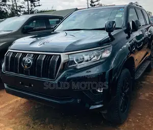 Toyota Land Cruiser Prado 2.7 2022 Black