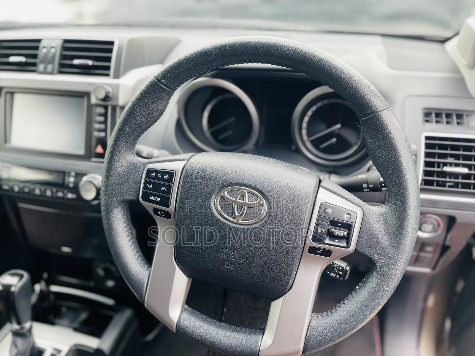 Toyota Land Cruiser Prado 2.7 2017 Gold